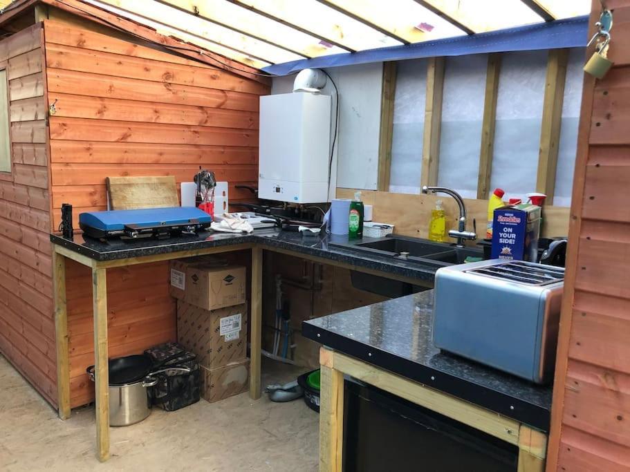 Cox Hill Glamping Badger Hotell Truro Eksteriør bilde