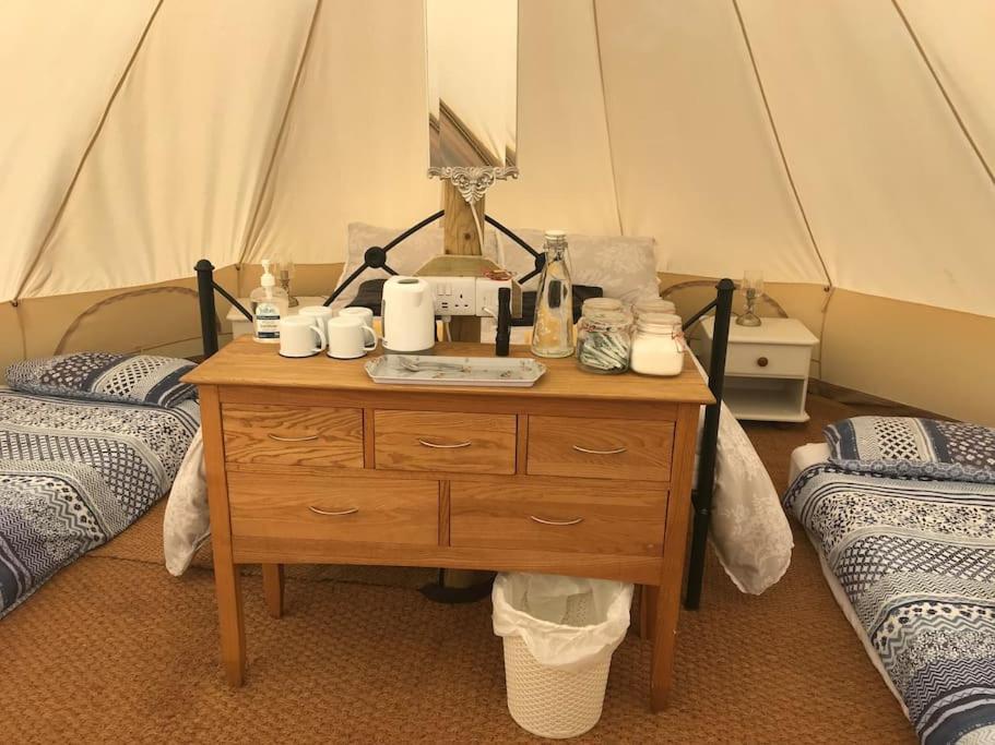 Cox Hill Glamping Badger Hotell Truro Eksteriør bilde