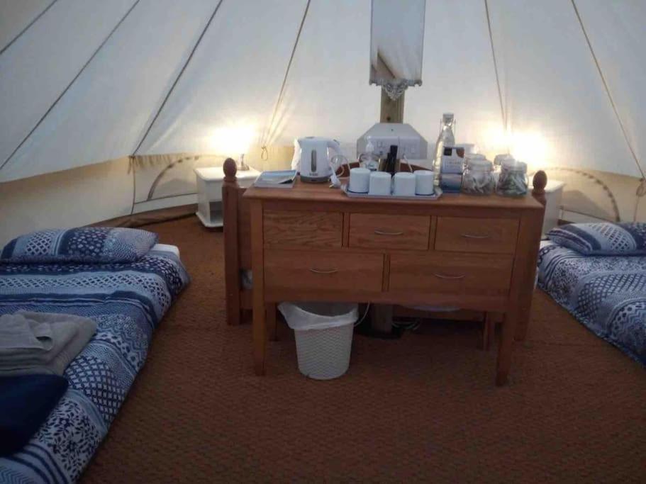 Cox Hill Glamping Badger Hotell Truro Eksteriør bilde